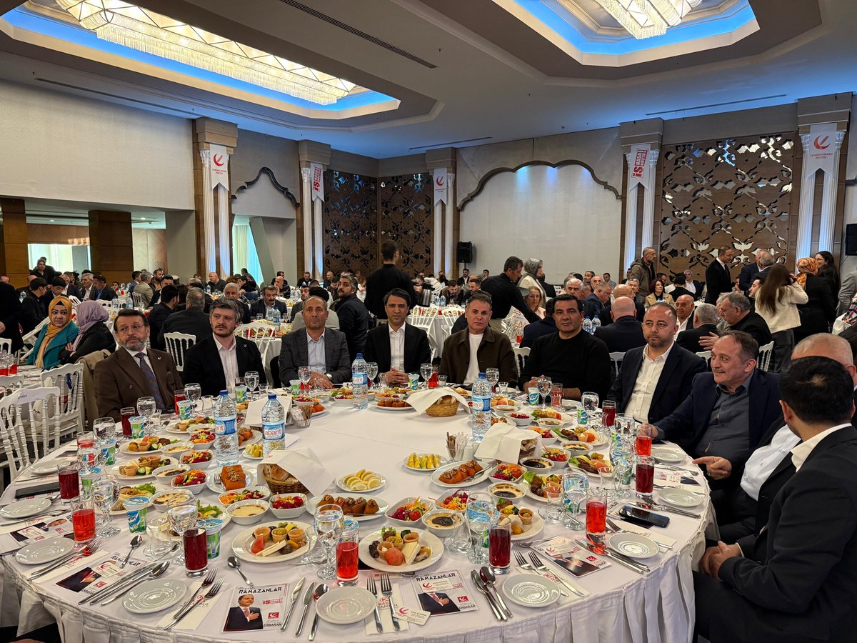 Kıymetli Dostum Mert Holding yön.Kur.Başkanı Halis Kahriman’ın düzenlediği iftar davetine iştirak ettik.