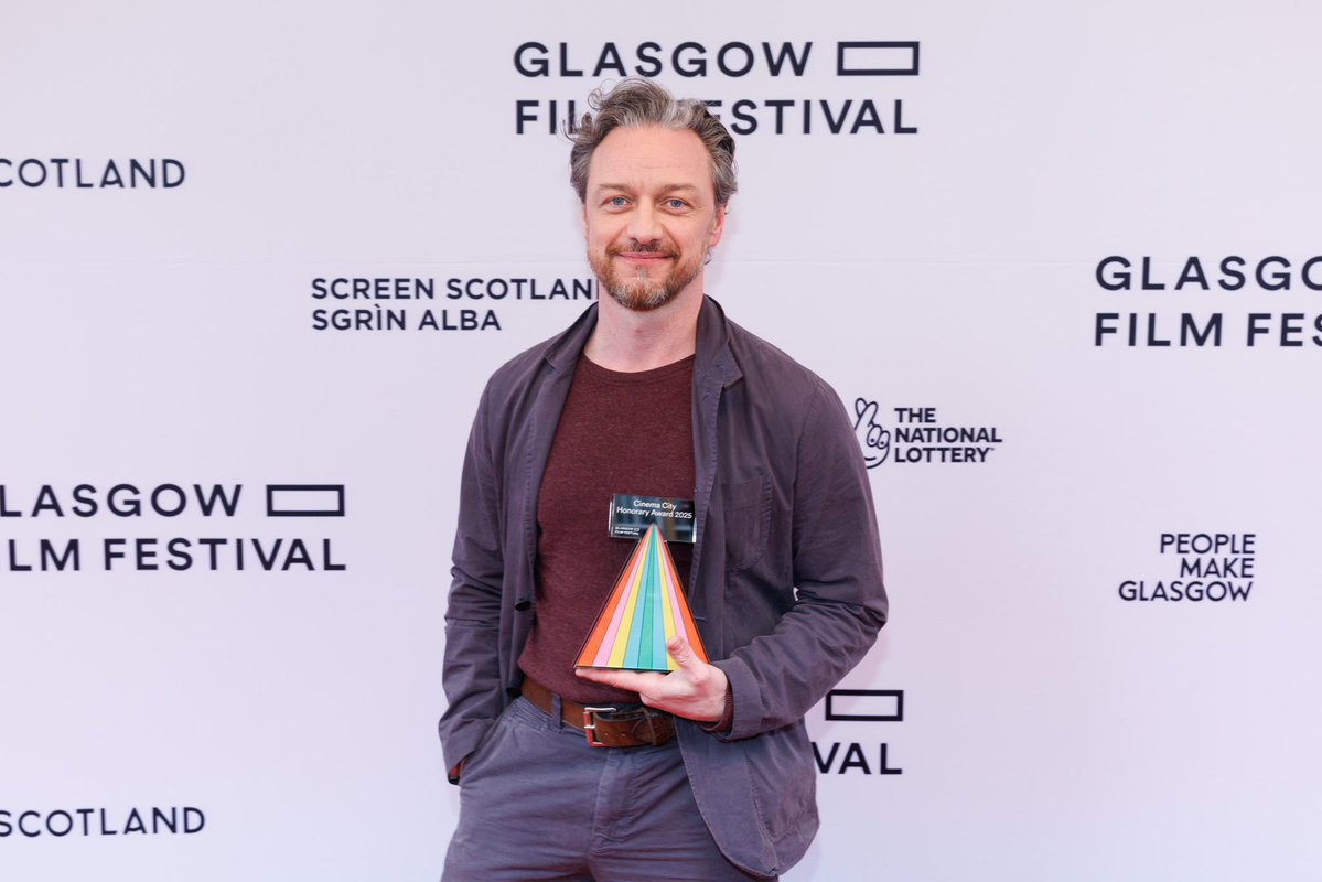 mcavoyfiles's tweet image. James McAvoy will be at the Glasgow Film Festival tomorrow for the UK Premier of his directorial debut ‘CALIFORNIA SCHEMIN’ as the closing of the festival.

The gala will start at 5.30 PM GMT. 

He will be joined by Samuel Bottomley, Seamus McLean Ross, and Lucy Halliday.