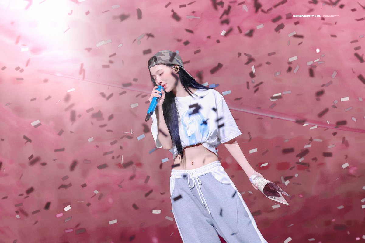 20260307
SYNK: aeXIS LINE - in Macau🇲🇴

I love you as much as you love me.🩷

#윈터 #winter 
#에스파 #aespa