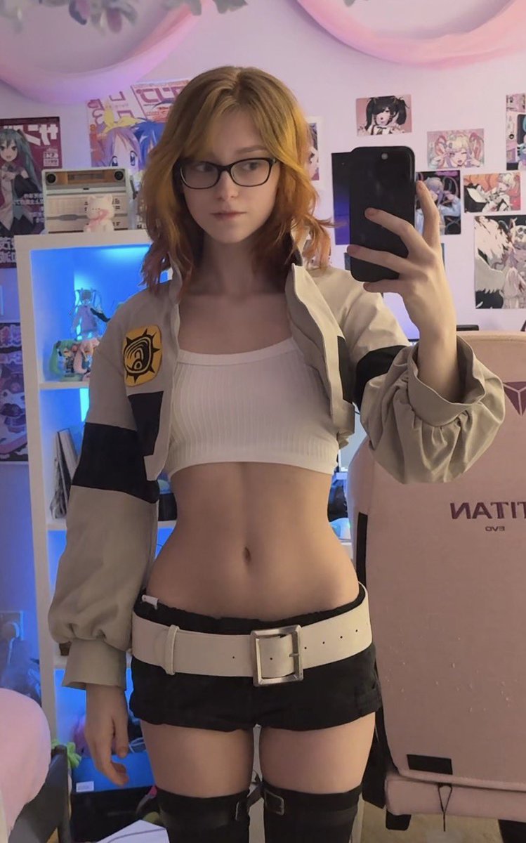 Ivy 🎀🩵// small streamer tweet media