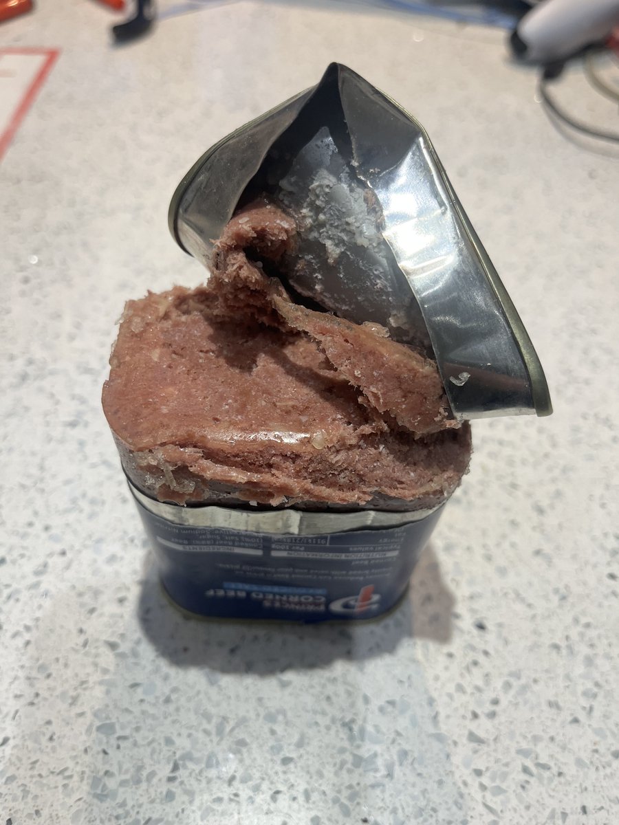 DougGTFC's tweet photo. Don’t you just hate it when the windy thing goes wrong on the corned beef tin ⁦@rockinr1ch⁩ https://t.co/bjn3P5Z60d