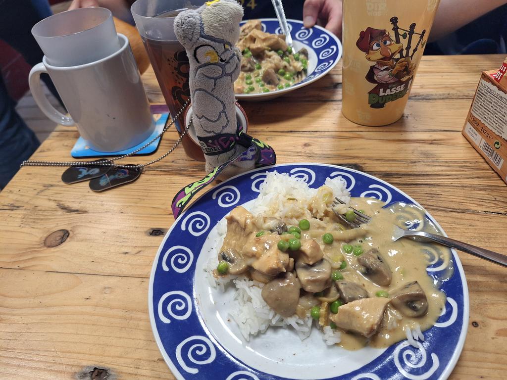 LaserShine tweet media