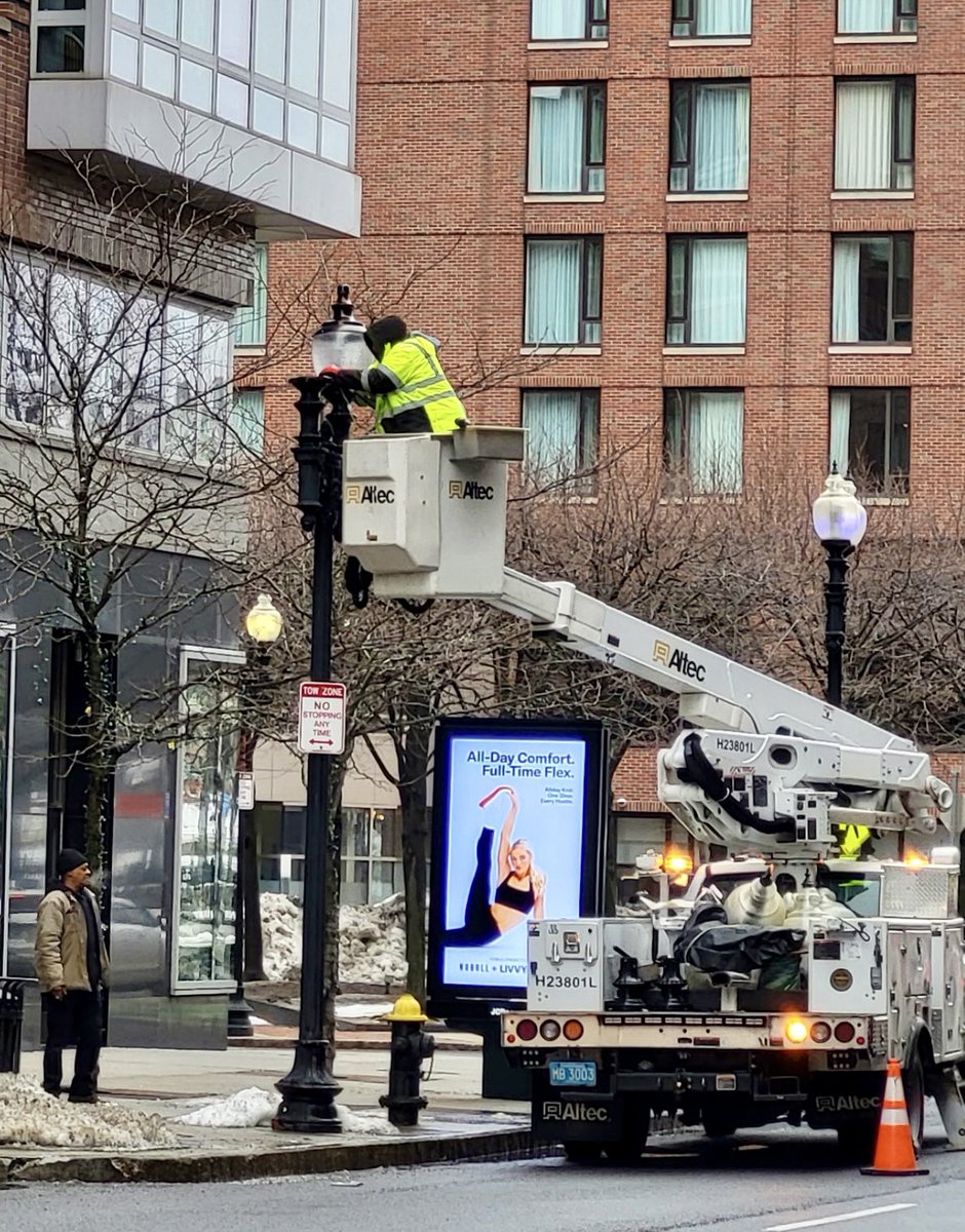 Boston Public Works tweet media