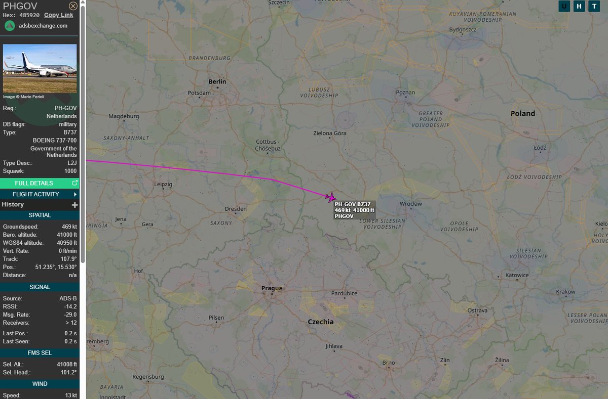 PolishMilRadar's tweet photo. 📅 07.03 🕘 18:52LT - 🇳🇱✈️ 737 BBJ Rządu Holandii zmierza do Rzeszowa
Z Amsterdamu #EHAM 🇳🇱 do Rzeszowa Jasionki #EPRZ 🇵🇱 leci obecnie ✈️ #PHGOV Boeing 737-700(WL) BBJ "PH-GOV" Rządu Holandii 🇳🇱. Samolot utrzymuje FL410 (12 497 metrów).
🔗https://t.co/MAYZoGxgfi
#POLMILRADAR https://t.co/rzDoecIqIu