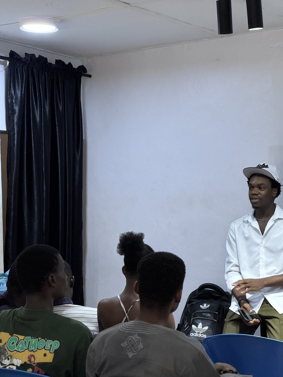 Bernard.O tweet media