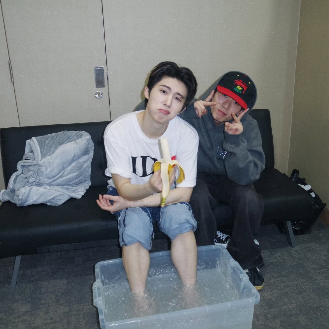 สภาพคนสั่งตวีลจุนบีตลอด 3 ชม. จบคอนแล้วเอาเท้าแช่น้ำแข็งเลย ขอบคุณที่ทำงานหนักขนาดนี้ 🫳🏼🫳🏼🫳🏼🫳🏼🫳🏼🫳🏼🫳🏼🫳🏼🫳🏼