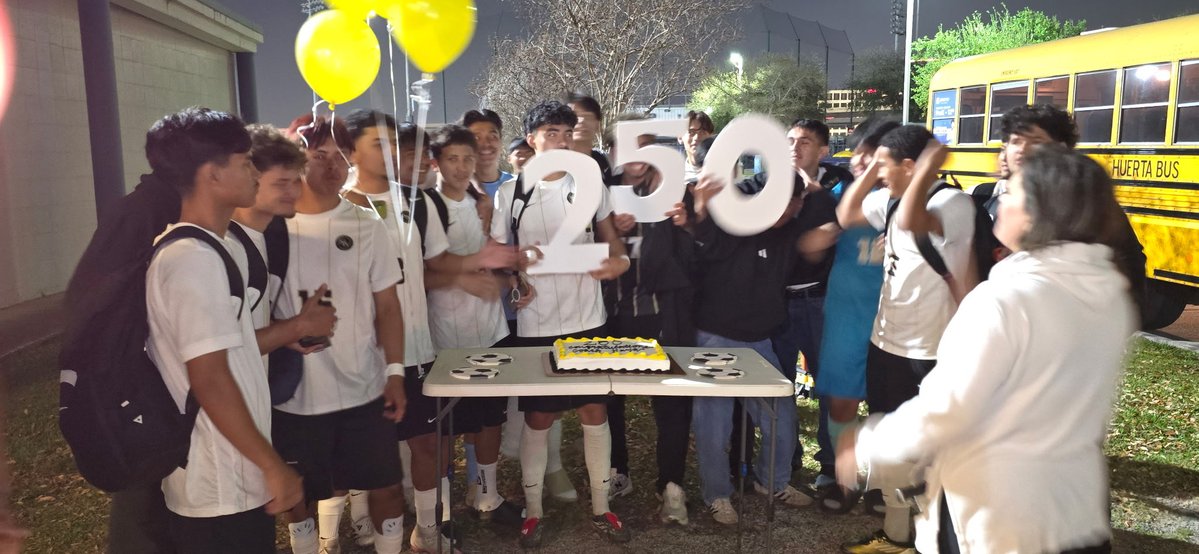 Spring Woods High tweet media