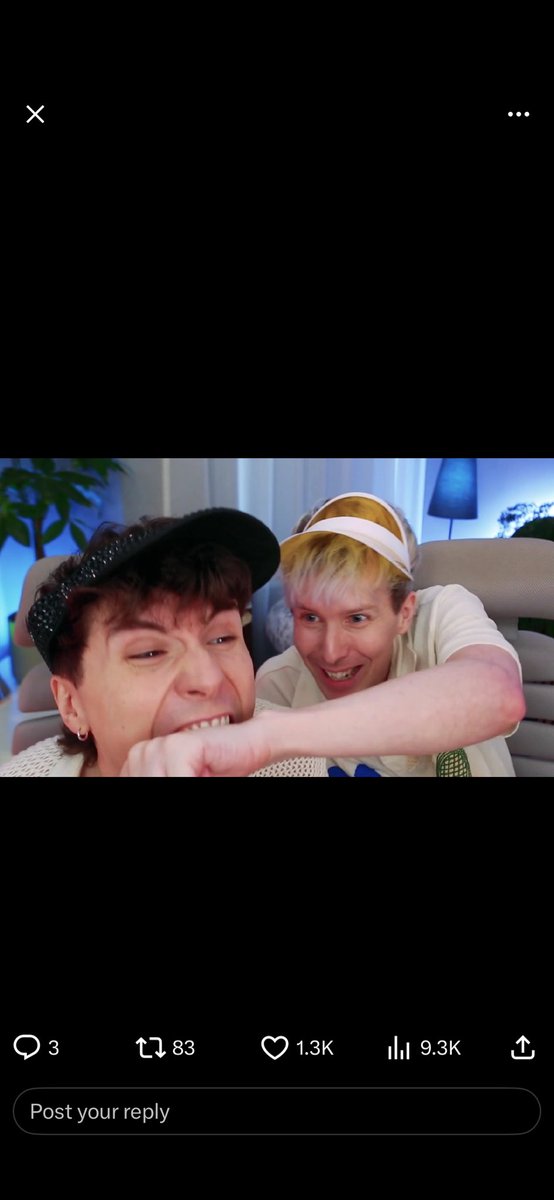 Ash Draws tweet media