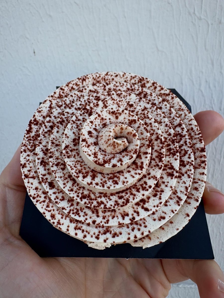 Les Tasters tweet media