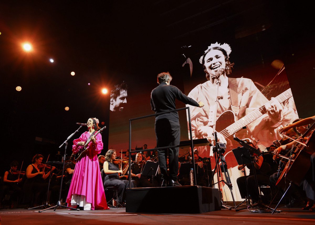 Orquestra e beleza: Marisa Monte apresenta Phonica em Fortaleza encurtador.com.br/PZfC