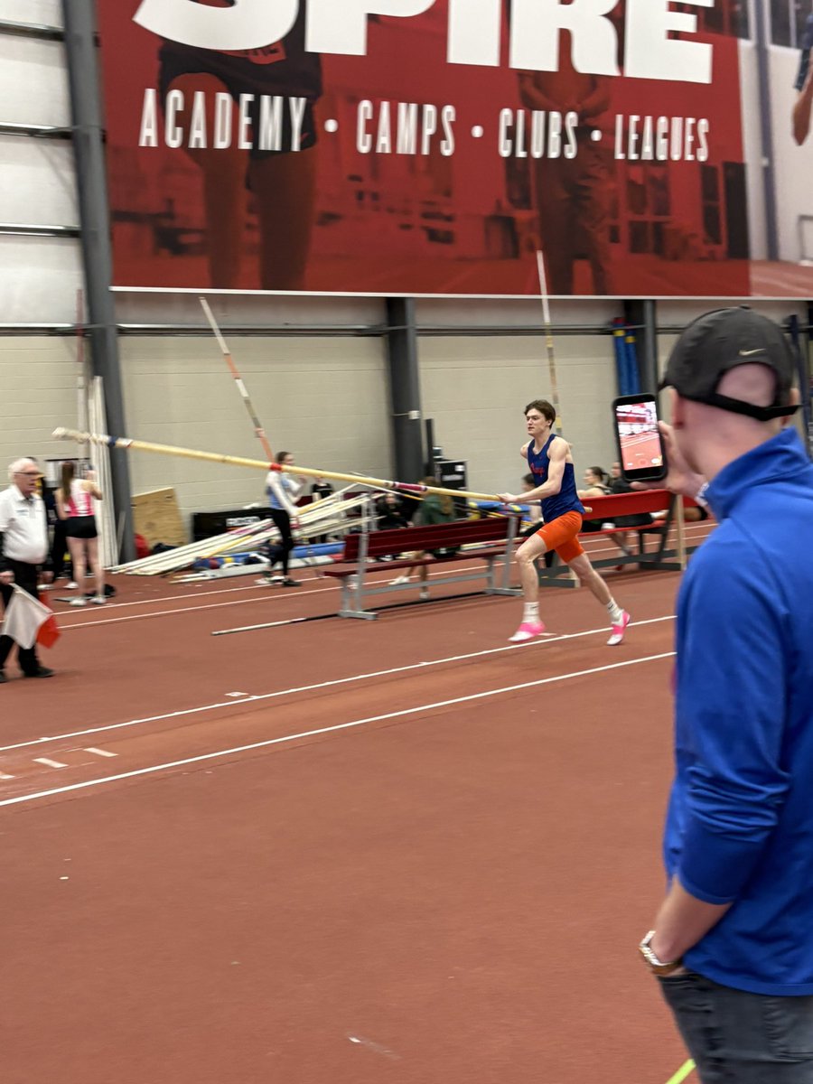 OOHS Pioneers Track tweet media