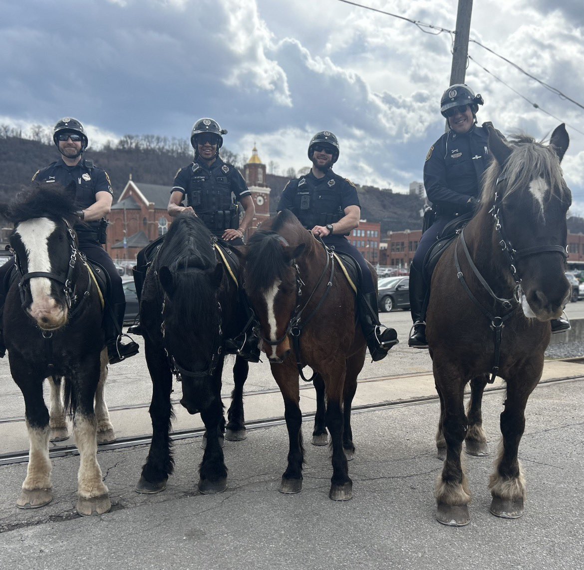 Pittsburgh Police tweet media