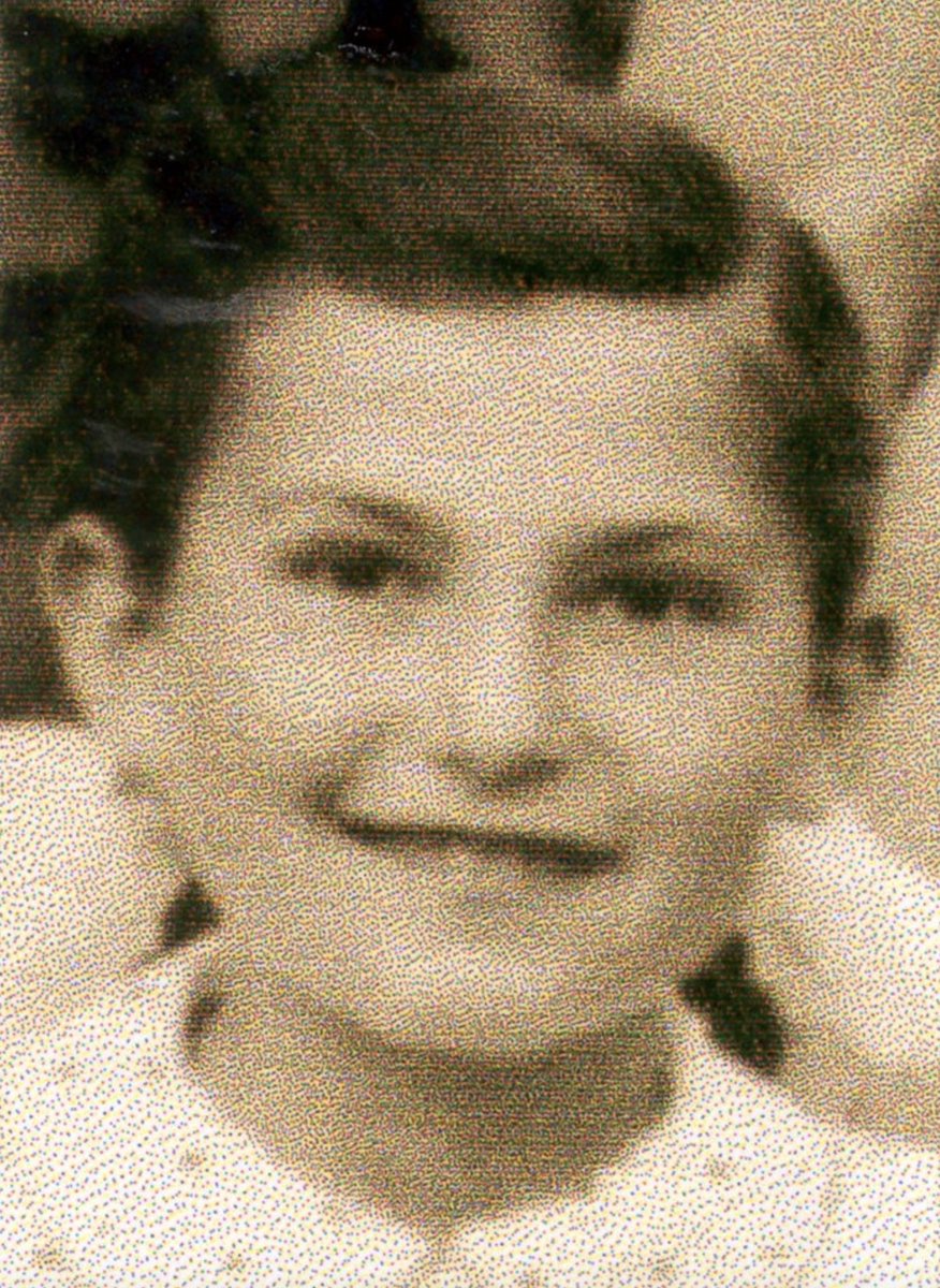 7 March 1932 | A Hungarian Jewish girl, Ewa Marton, was born in Körmend. 

In 1944 she was deported to #Auschwitz and murdered in a gas chamber.
---

▶ Watch our webinar about deportations of Jews from Hungary to Auschwitz: youtu.be/M42znxofU5Q