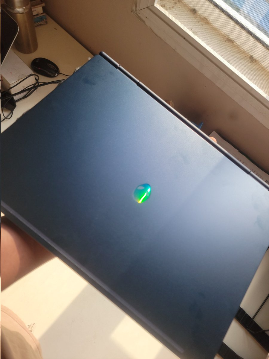 Brand senchou || The captain tweet media