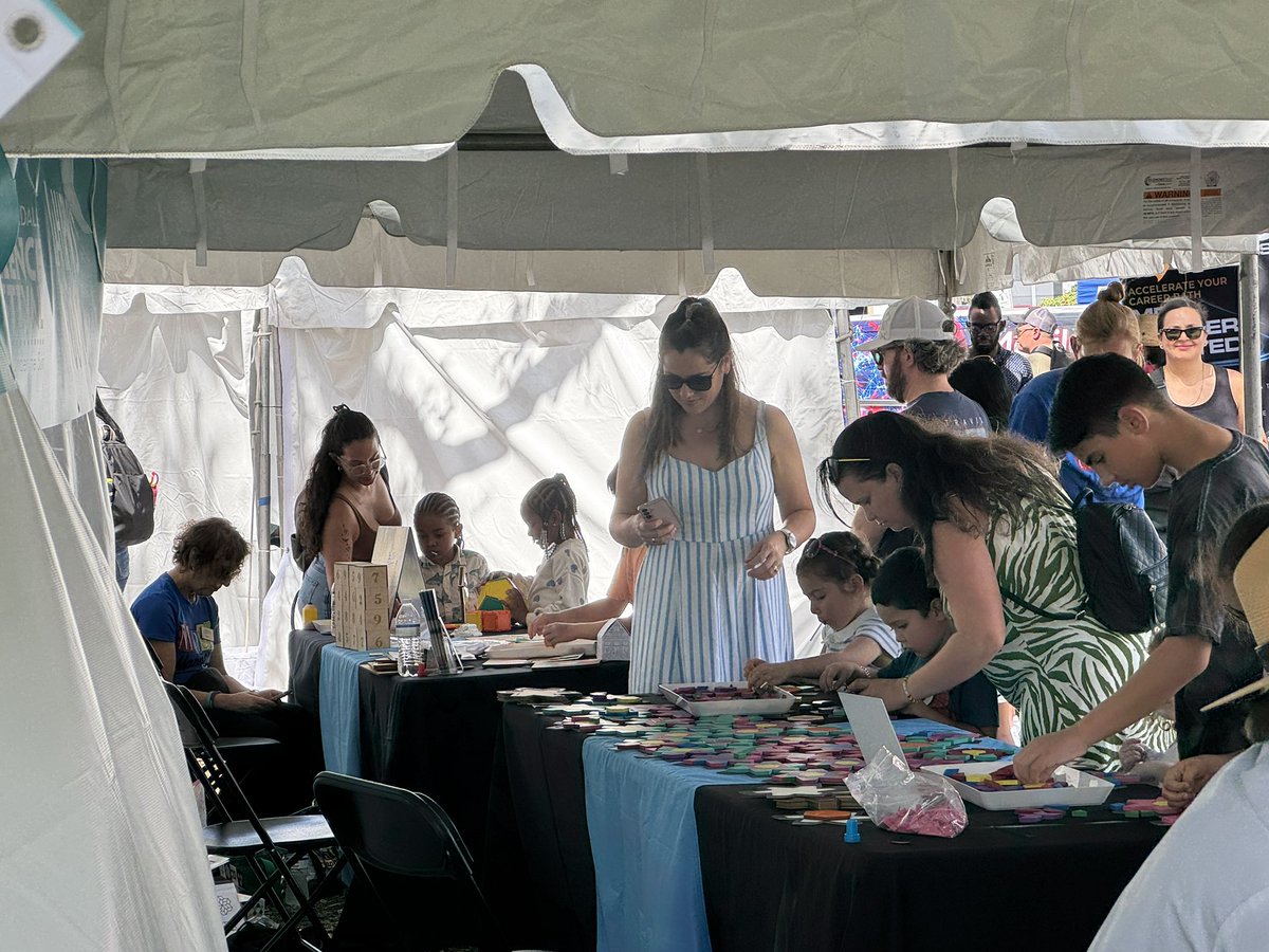 MathHappens tweet media