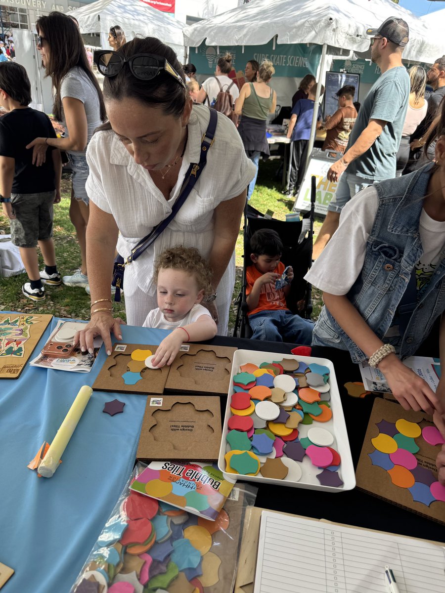 MathHappens tweet media