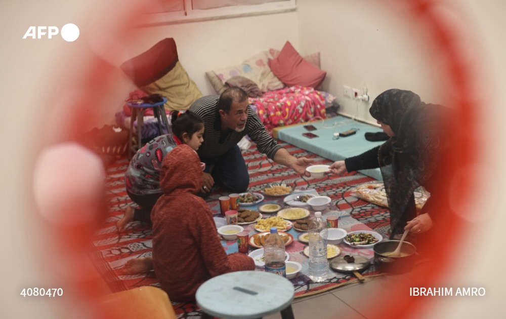 Layal Abou Rahal- ليال tweet media