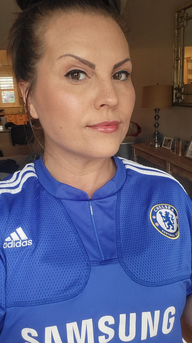 FCA86's tweet photo. Wreck Wrexham! But seriously.... so proud of both teams. 

We all know I'm going for the Blues, though. 

#ChelseaFC https://t.co/SdTFIkigYn