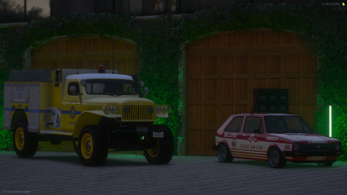 BCFDSadoj's tweet photo. Présent à l’évènement du Classic Car Club avec un véhicule mythique aux couleurs du BCFD. 🚒❤️‍🔥

Un beau moment d’échange avec les citoyens de Blaine et l’occasion de partager notre passion et notre engagement pour la population de San Andreas. https://t.co/QabqwiF2Ot