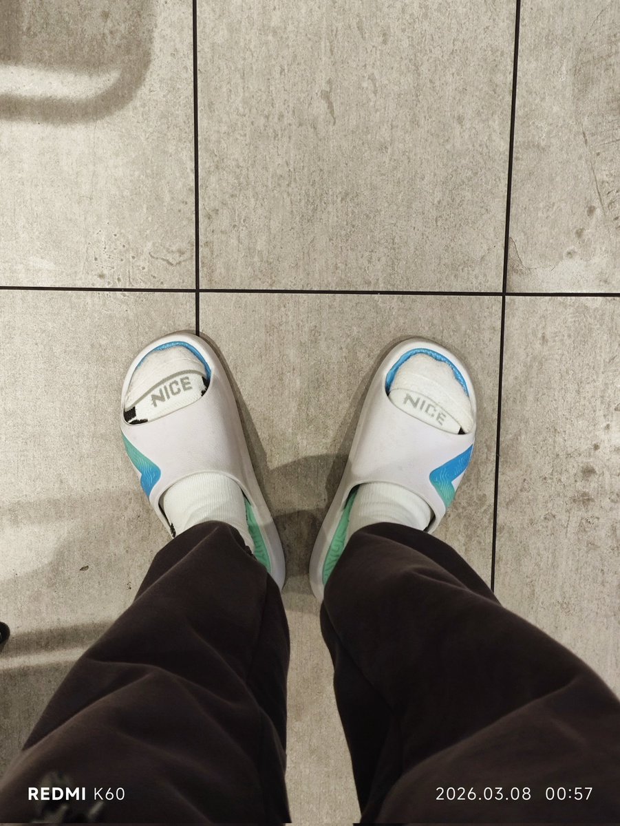 憨冻冻 PK tweet media