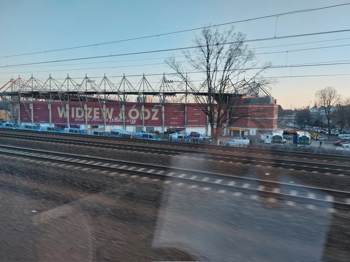 Lech Poznań - Programy Meczowe tweet media