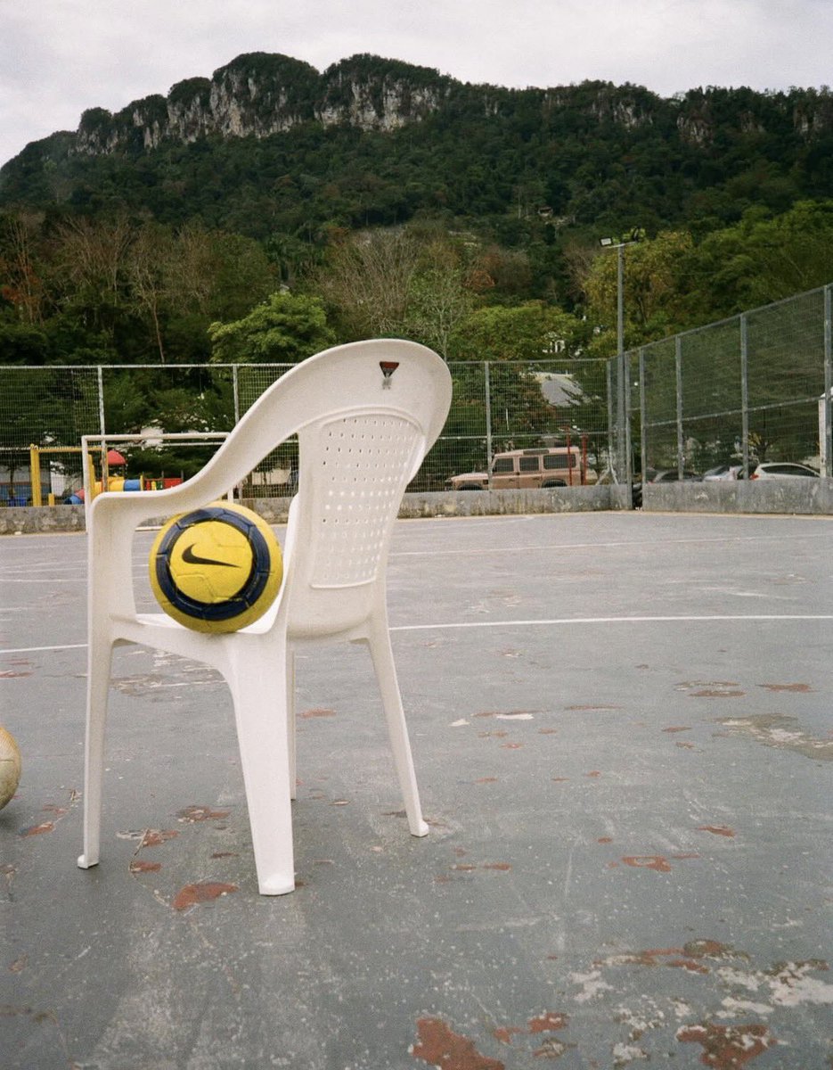 Awondossantos's tweet photo. Prime Nike era. https://t.co/wDb6ClDFfc