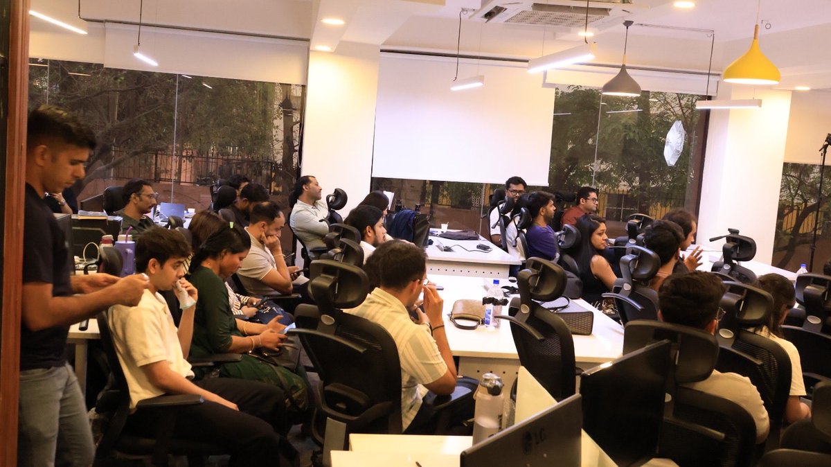 Senu Sam tweet media