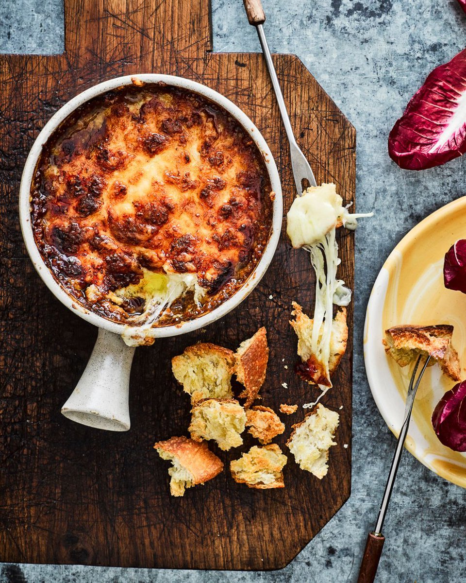 Pong Cheese tweet media