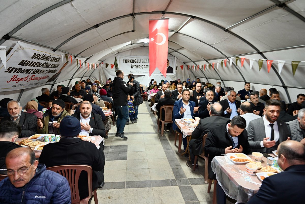 BO_Osmanagaoglu's tweet photo. Ramazan Buluşmaları kapsamında Kahramanmaraş Türkoğlu’ndaydık.

İl Başkanımız Muhammed Aydoğar ve Belediye Başkanımız Mehmet Karaca’nın ev sahipliğinde hemşehrilerimizle aynı sofrada iftar açtık.

Programda emeği geçen herkese teşekkür ediyorum.

@erbakanfatih @rprefahpartisi https://t.co/PhGMmRc49C