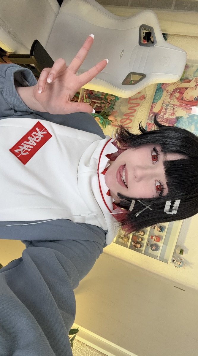 Mina 🪷 twitch.tv/upminaa tweet media