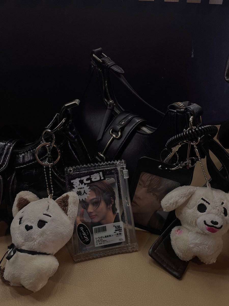 jaykemoon's tweet photo. Enha in cinema with my girl @whotaonish 🤍🖤 https://t.co/NC8KyNp13D
