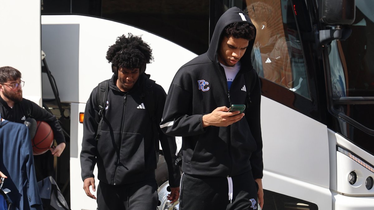 BlueHoseMBB's tweet photo. The Blue Hose are in the 🏠

#GoBlueHose | #ForEachOther https://t.co/aQUAfHY4s8