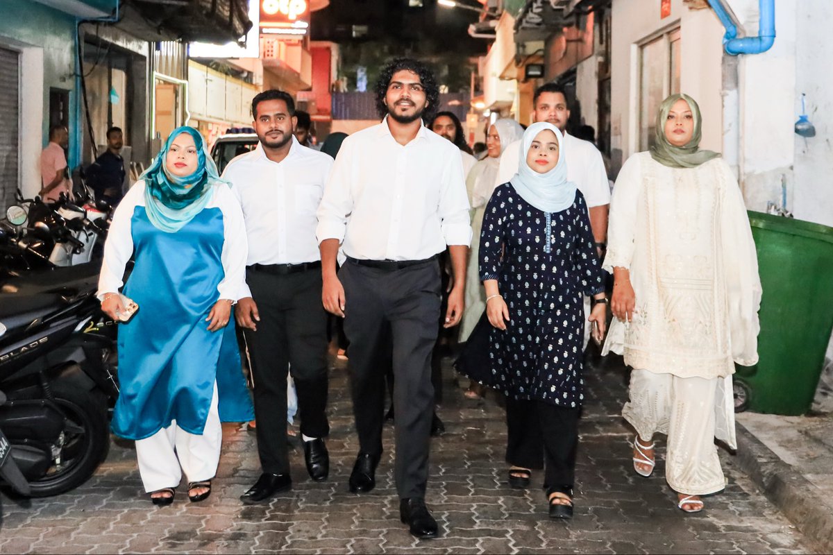 Ahmed Azaan tweet media