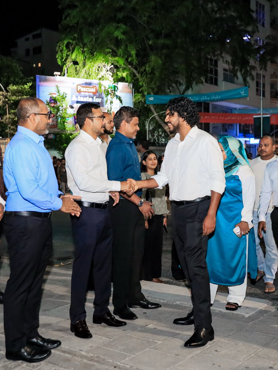 Ahmed Azaan tweet media