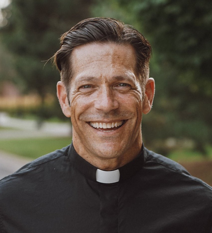 Frei Gilson, the priest who became widely known for inviting people to pray the Rosary at 4 a.m., became Brazil’s most-watched streamer in 2025. 

Meanwhile in the United States, Fr Mike Schmitz’s The Bible in a Year reached a total of 1 billion downloads.