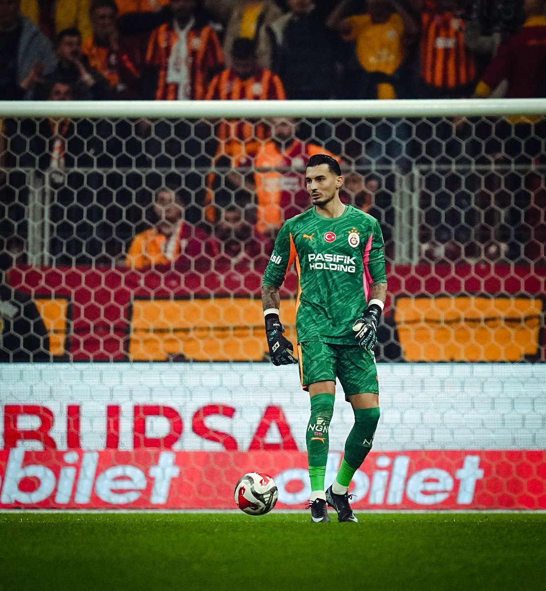 Metefizick🇮🇸 tweet media