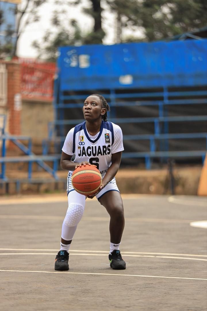 JTJaguars_BBC's tweet photo. The Numbers 📈 in a comphrensive victory

@sheball9 
11pts|| 1 Reb|| 

@MercyBatamuliza 
14pts || 31Rebs || 5 Ast

@Mai_Mambo 
12pts|| 3 Rebs|| 1 Ast

Brenda Kayaga
14pts|| 3Rebs

#Obonato|| #GoforGold|| #Kira8 https://t.co/9S4MQssAQX