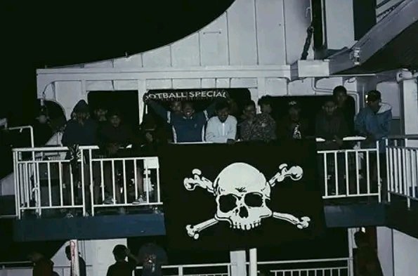 muhammdfirmn's tweet photo. Flower City Casuals In Action || 
No One Likes Us, We Don't Care. https://t.co/FZd5kMZZKq