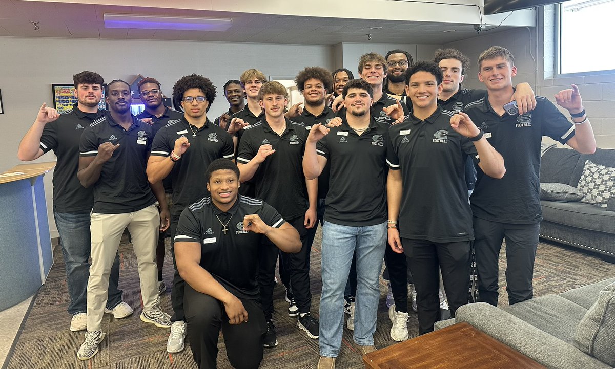 ESU Hornet Football tweet media