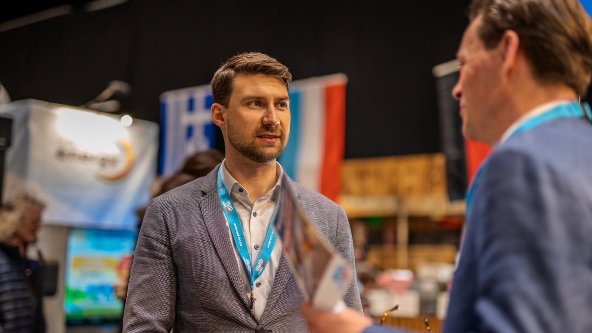 AfD_ThL's tweet image. Heute haben wir uns bei der #Thüringen Ausstellung mit dem Thema #Gesundheit &amp;amp; #Corona beschäftigt.

Unsere Abgeordneten Dr. Wolfgang Lauerwald, Wiebke Muhsal und Jörg Prophet haben darüber gesprochen, wie ein starkes #Gesundheitssystem aussehen muss: flächendeckende medizinische