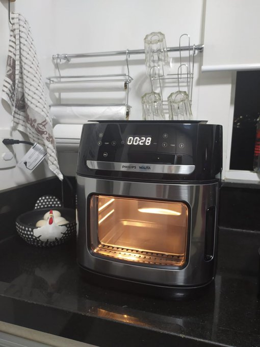 promonossabr's tweet photo. FAMOSA FRITA TUDO

♨️ Airfryer Forno Philips Walita - Série 5000 com 2 anos de Garantia 1600W 12L

🔥 POR 599,90 até 12x
🎟 CUPOM Exclusivo no APP: CUPOMZINHO

🔗https://t.co/3bwczq30IQ

⚠️ Oferta Válida Apenas no APP da Amazon. https://t.co/ERSY6JvDYf