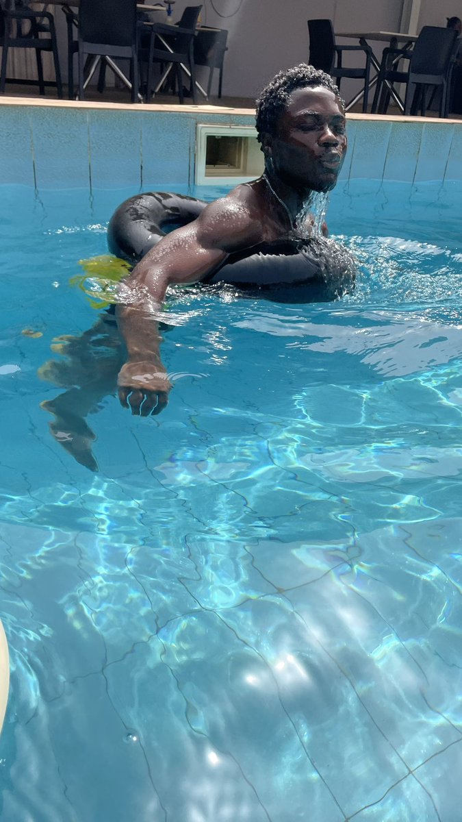 flipssides's tweet photo. 24yrs on planet earth and it’s the first time I am in a pool. https://t.co/w4cvTcSi8w