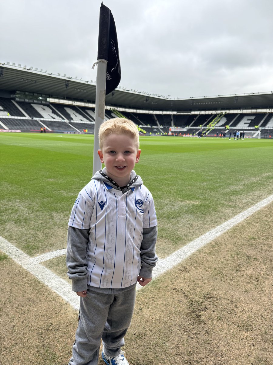 𝓜𝓮𝓰𝓪𝓷 tweet media