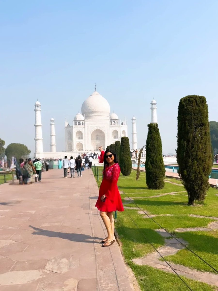 Standing tall admist the historic monument <a href="/TajMahal/">Taj Mahal</a> 
#Agra #tajmahal
