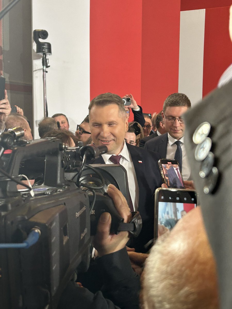 Marek Ast tweet media