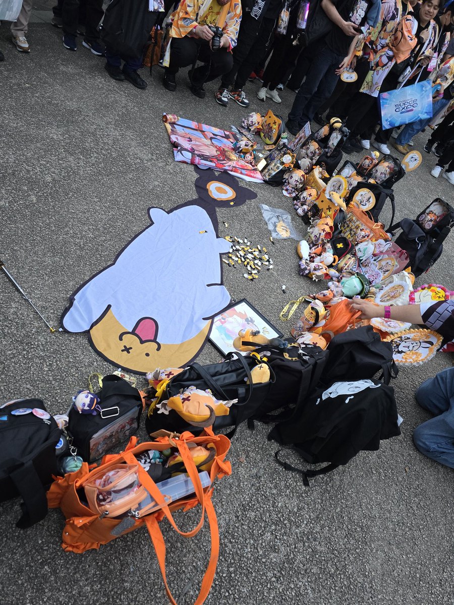 Kami☄️👧🍵🗿 🔜holofes tweet media