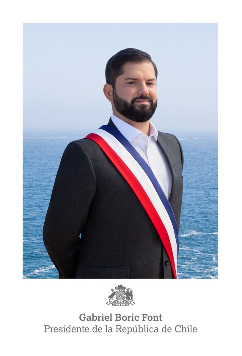 kriverosv's tweet photo. Despidiendo al presidente #Boric2030 https://t.co/d0QOzadLjV