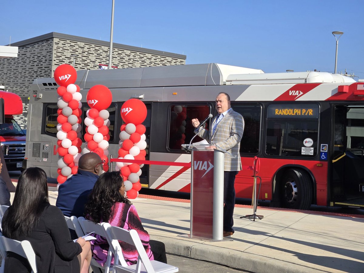 VIA Metro Transit tweet media