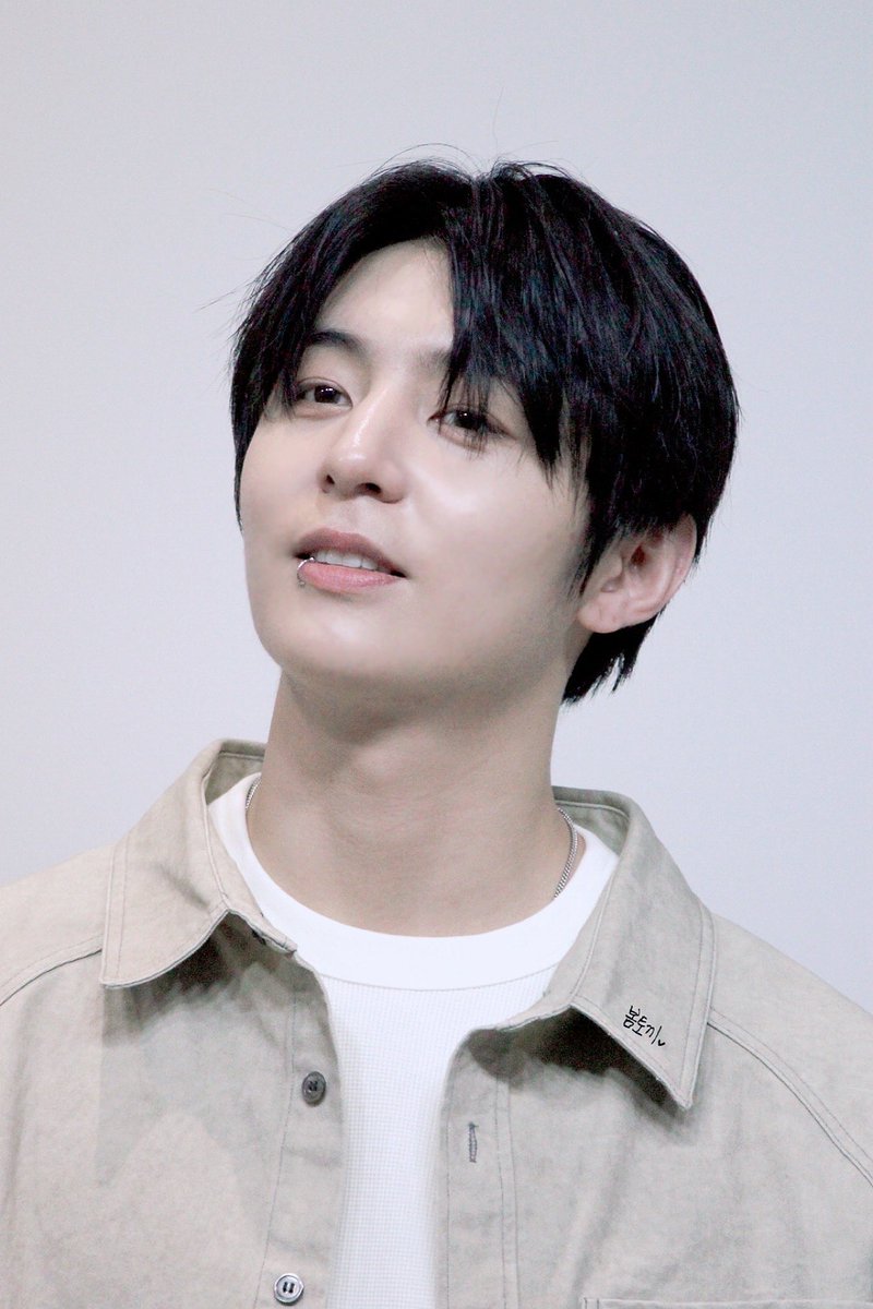 jangyoonism's tweet photo. 까아악🦅❗❗❗ 까아아악🦅 까악 까악 까아아아아아아아아악🦅 까아아아❗❗❗아아아아악🦅 까아아악🦅 까아아아아악🦅 까🦅🦅 까악 까아악🦅❗❗❗ 까아아악🦅 까악 까악 까아아아아아아아아악🦅 까아아아❗❗❗아아아아악🦅 까아아악🦅 까아아아아악🦅까아악🦅❗❗❗ 까아아악🦅 까악 까악 까아아아 https://t.co/MyCOl78ZtF