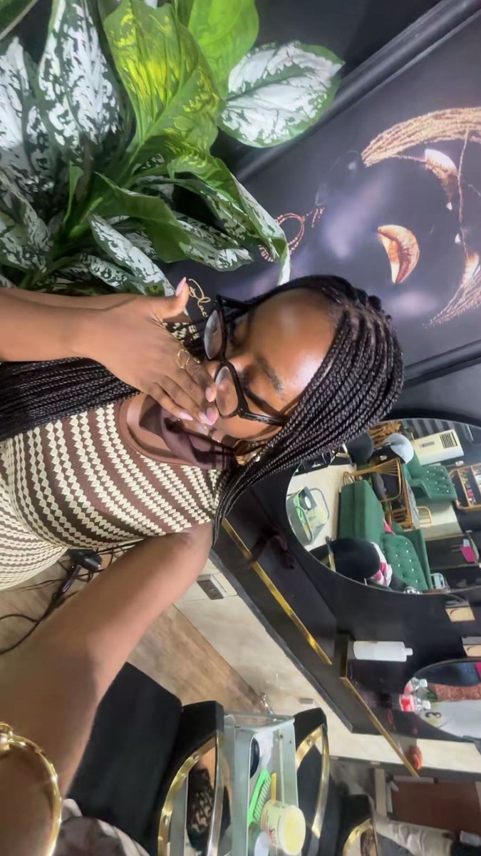 𝒜ℳ𝒜ℛ𝒜 tweet media